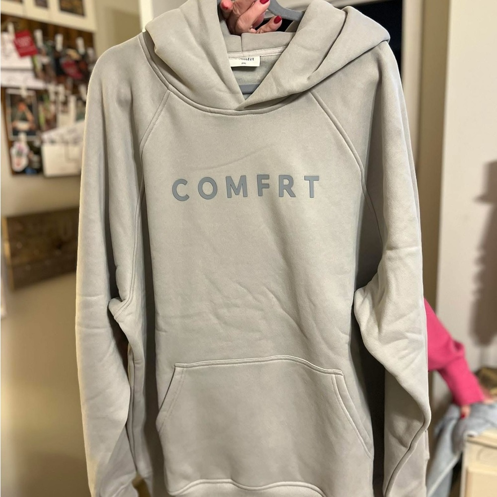 Comfrt Women's Gray Hoodie Sweater